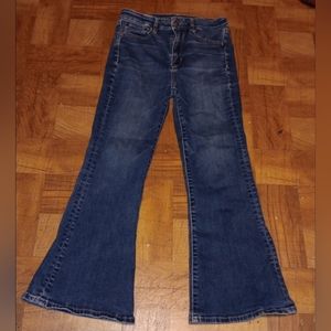 American Eagle blue jean